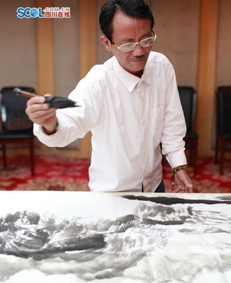 四川省文聯(lián)組織80位藝術家赴阿壩采風創(chuàng)作